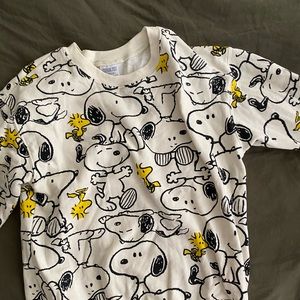 Peanuts Woodstock and Snoopy sweatshirt